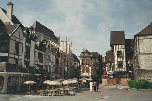 Troyes